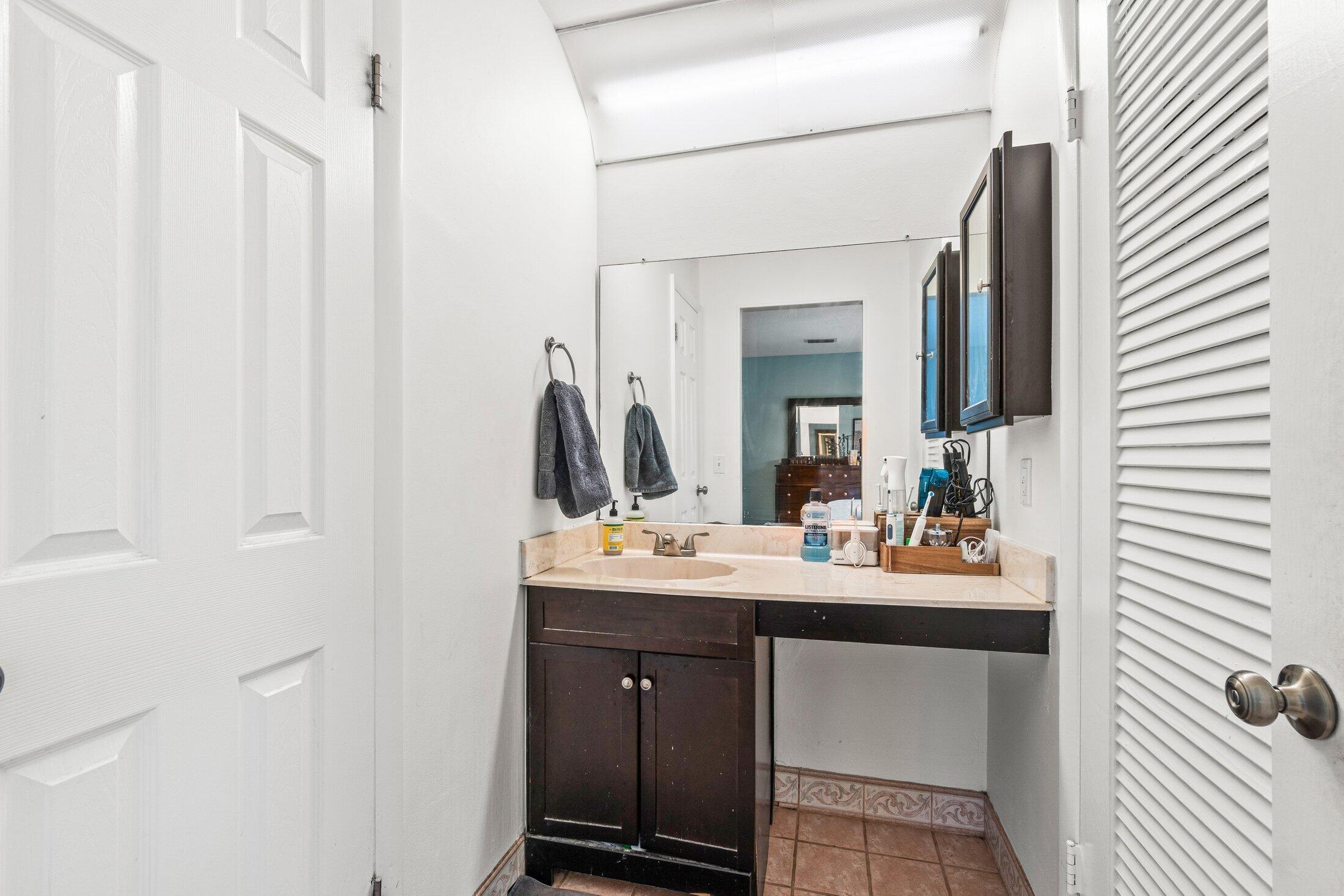 229 Southwest 5th Street Boca Raton, FL 33432 - Photo 15 of 24 Primary Sink area