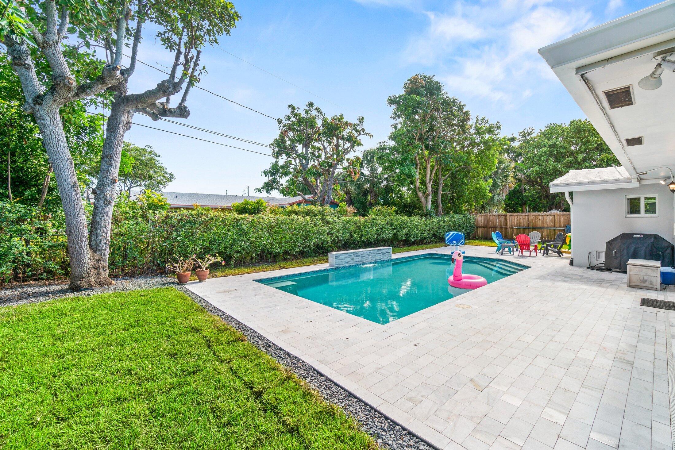 229 Southwest 5th Street Boca Raton, FL 33432 - Photo 22 of 24 Rear 2