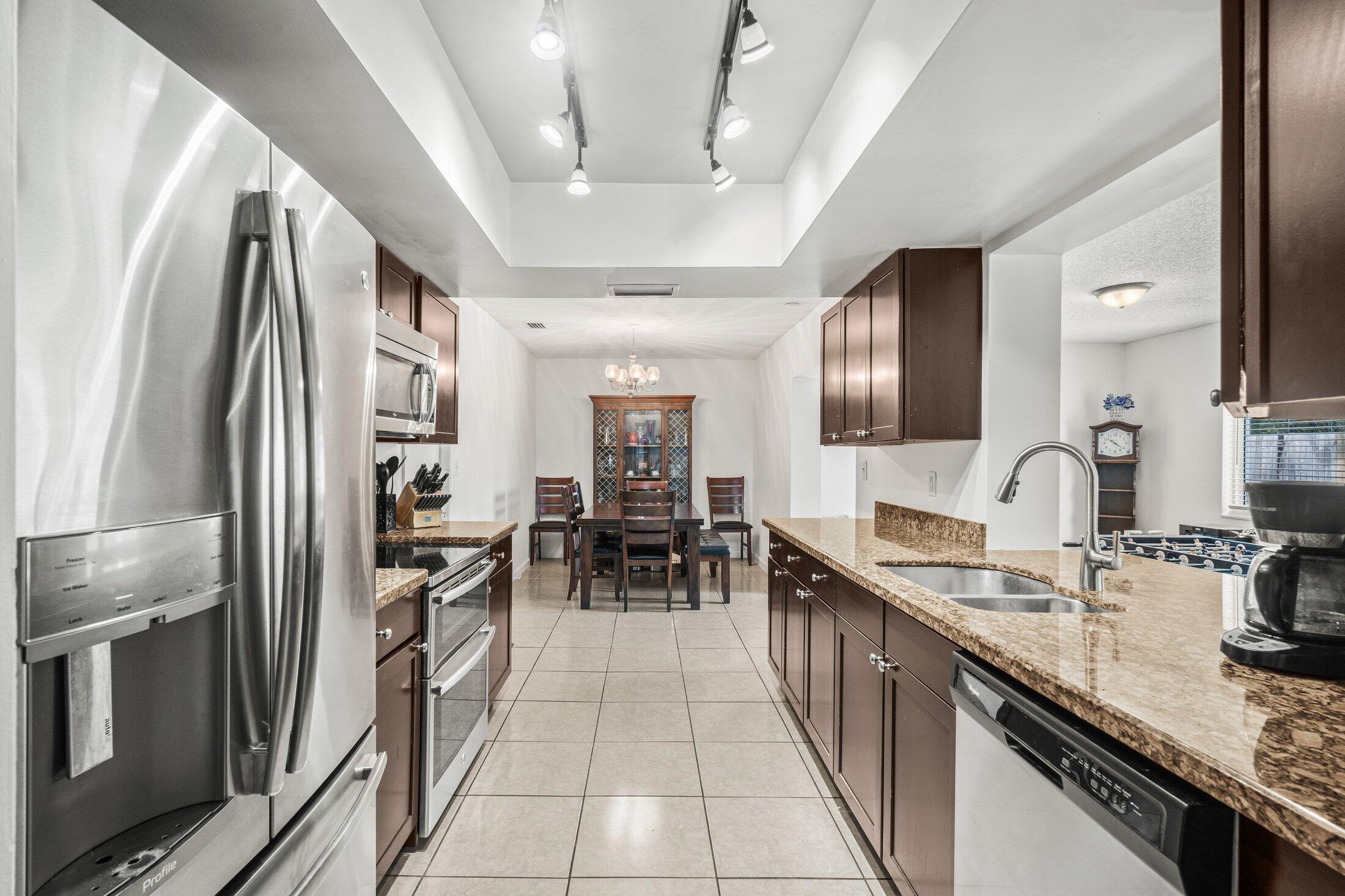 229 Southwest 5th Street Boca Raton, FL 33432 - Photo 10 of 24 Kitchen 1