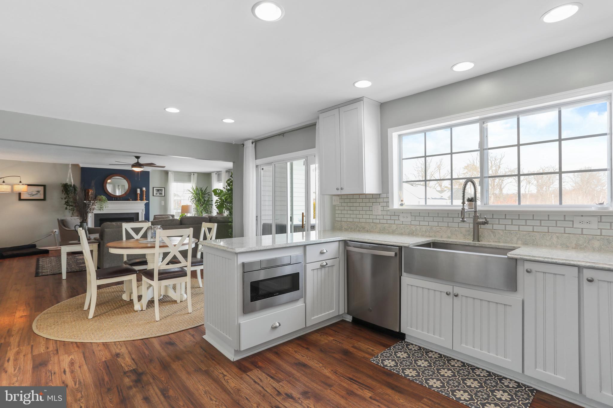 57 Glory Ridge Place Kearneysville, WV 25430 - Photo 15 of 63 Microwave