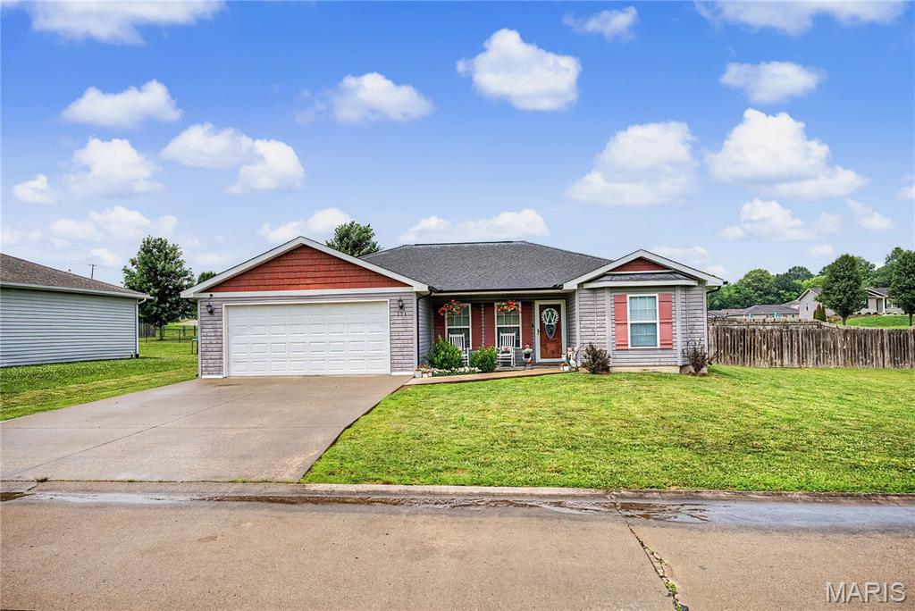 171 Red Hawk Ridge Cape Girardeau, MO 63701 - Photo 2 of 33