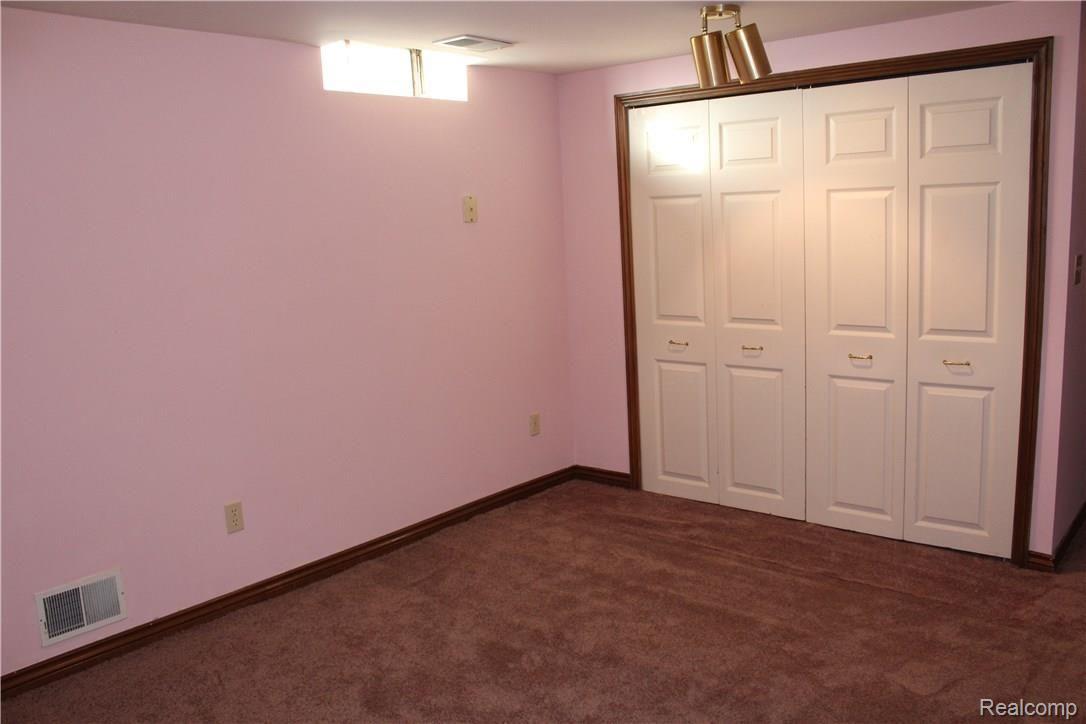 28391 Bay Tree Road Farmington, MI 48334 - Photo 62 of 74 IMG_0045.JPG