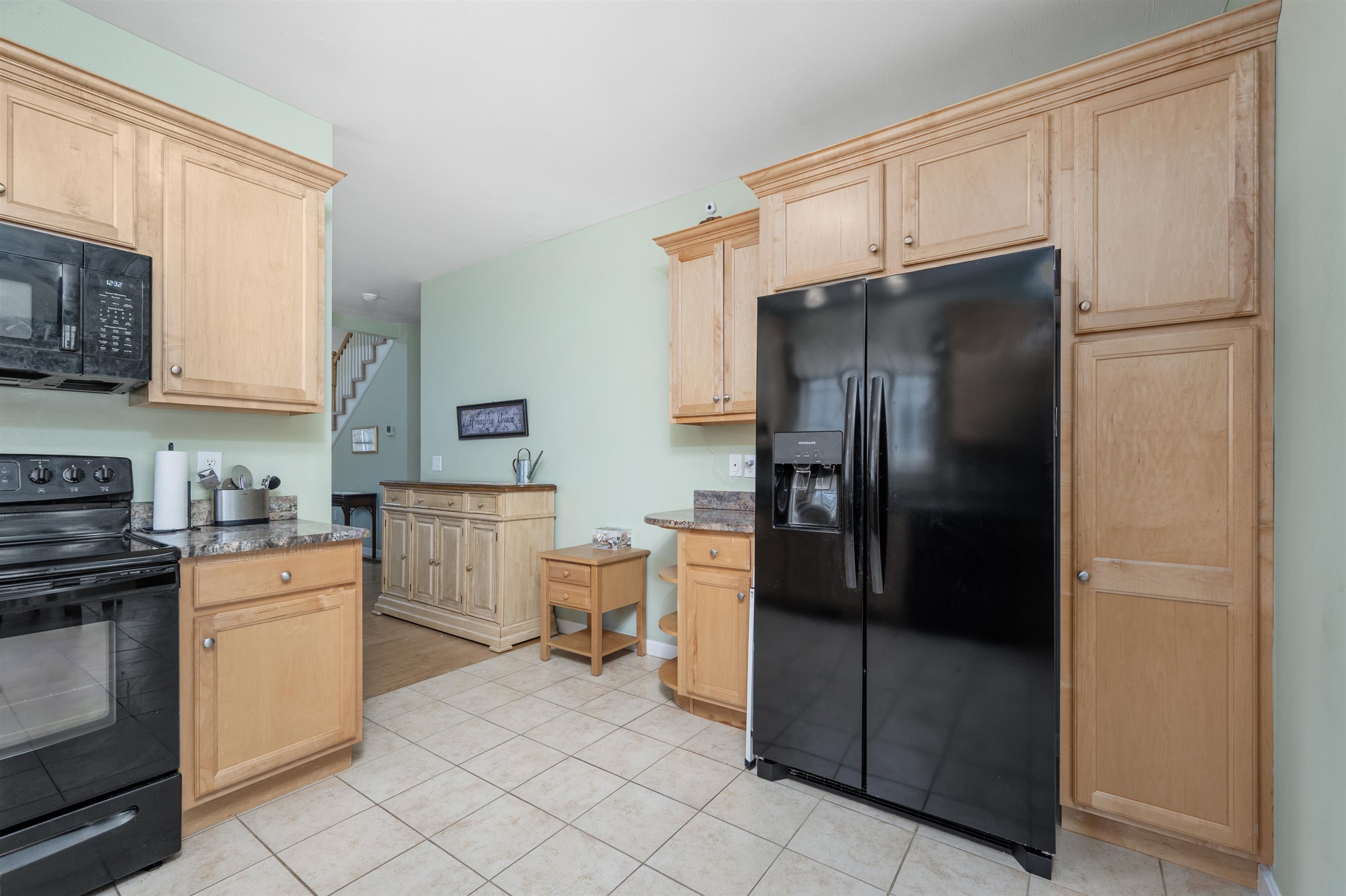 8 Port Way Laconia, NH 03246 - Photo 11 of 39