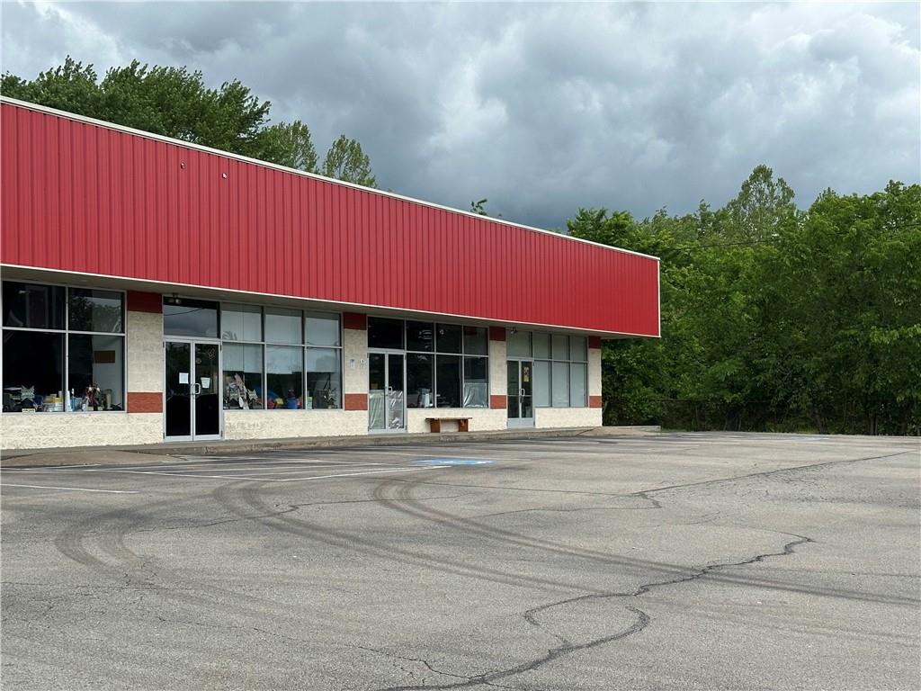 3379 Pittsburgh Street, Unit 109 Perryopolis, PA 15473 - Photo 2 of 30 a view of a volley ball court