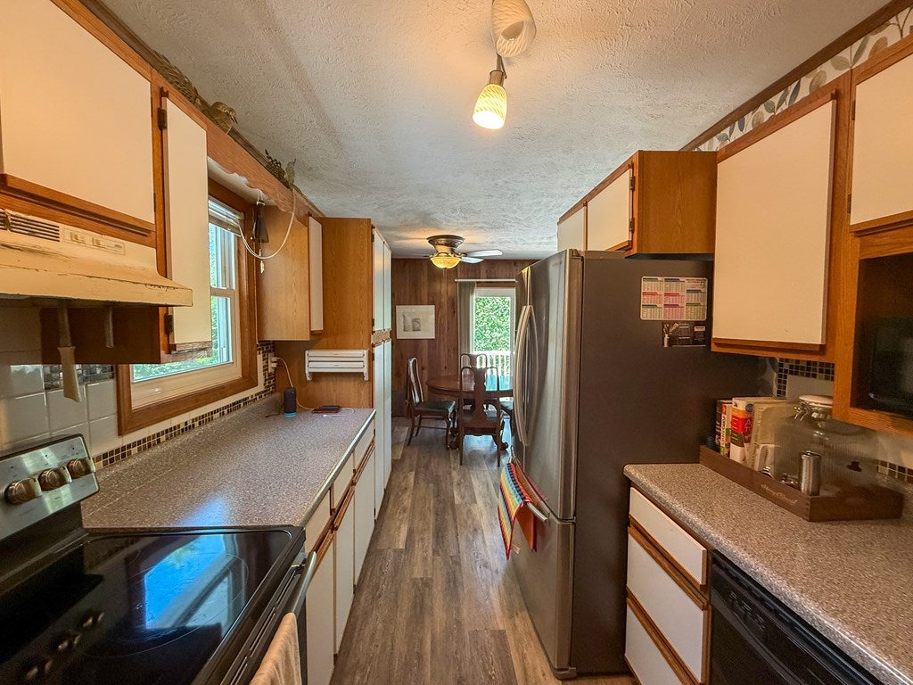 442 Slide Mountain Road Bland, VA 24315 - Photo 17 of 71 Gallery Image 17