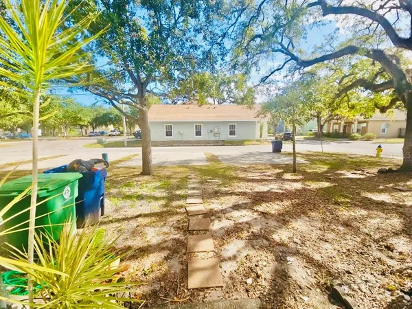 $1,899 | 7703 North Branch Avenue, Tampa, FL 33604