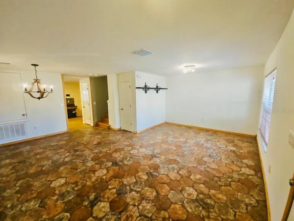 $1,899 | 7703 North Branch Avenue, Tampa, FL 33604