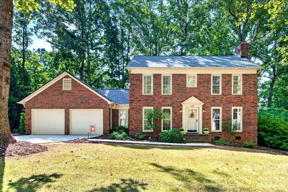 2036 Kilkenney Hill Road Matthews, NC 28105 - Photo 1 of 48 Gallery Image 1