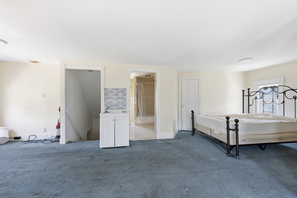 18 Keith Street Springfield, MA 01108 - Photo 29 of 29