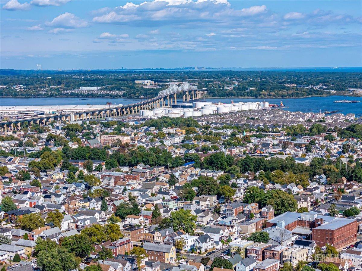 438 Lawrie Street Perth Amboy, NJ 08861 - Photo 43 of 49 a view of a city