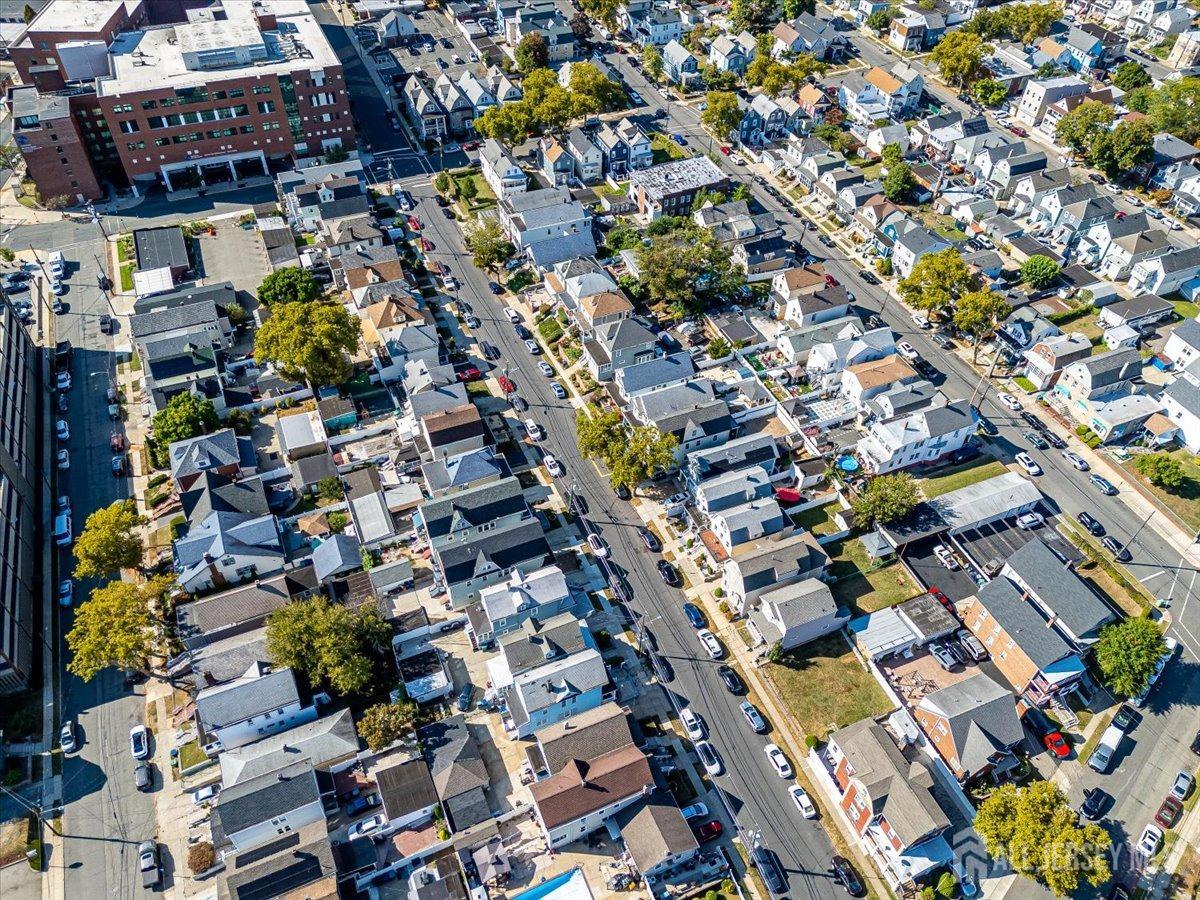 438 Lawrie Street Perth Amboy, NJ 08861 - Photo 44 of 49 a city view