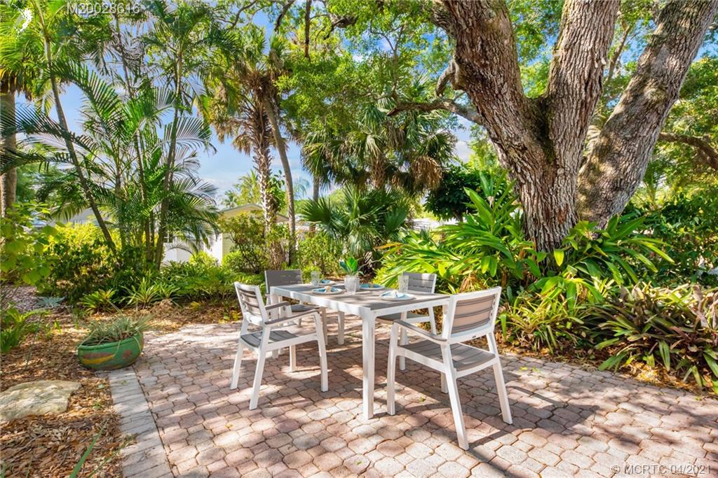 548 Southwest Halpatiokee Street Stuart, FL 34994 - Photo 14 of 23 Gallery Image 14