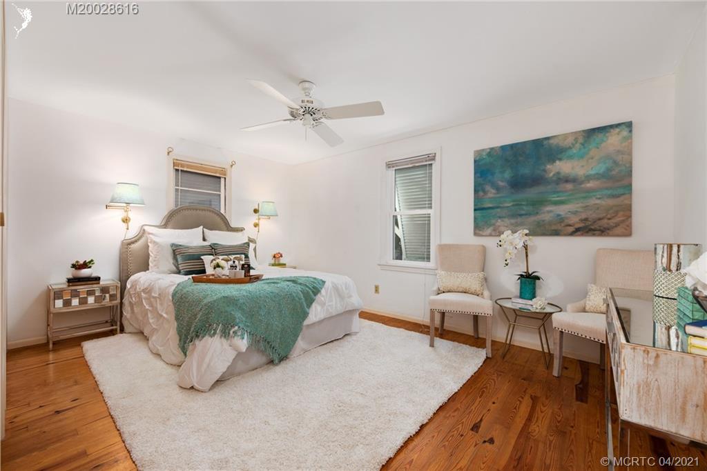 548 Southwest Halpatiokee Street Stuart, FL 34994 - Photo 10 of 23 Gallery Image 10