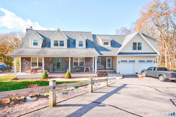 $2,300 | 33 Chapman Road, Unit B, Stonington, CT 06378