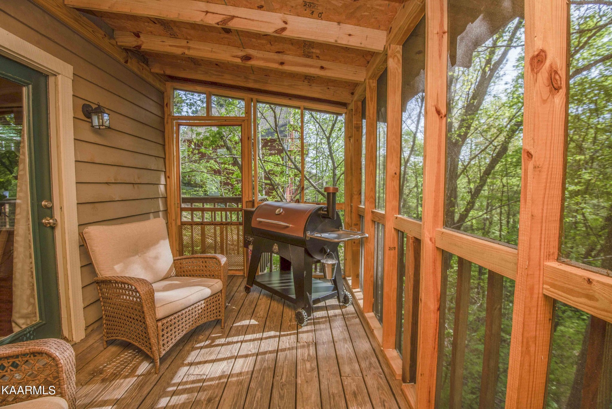 106 Club View Road Townsend, TN 37882 - Photo 3 of 55 a balcony view with a seating space