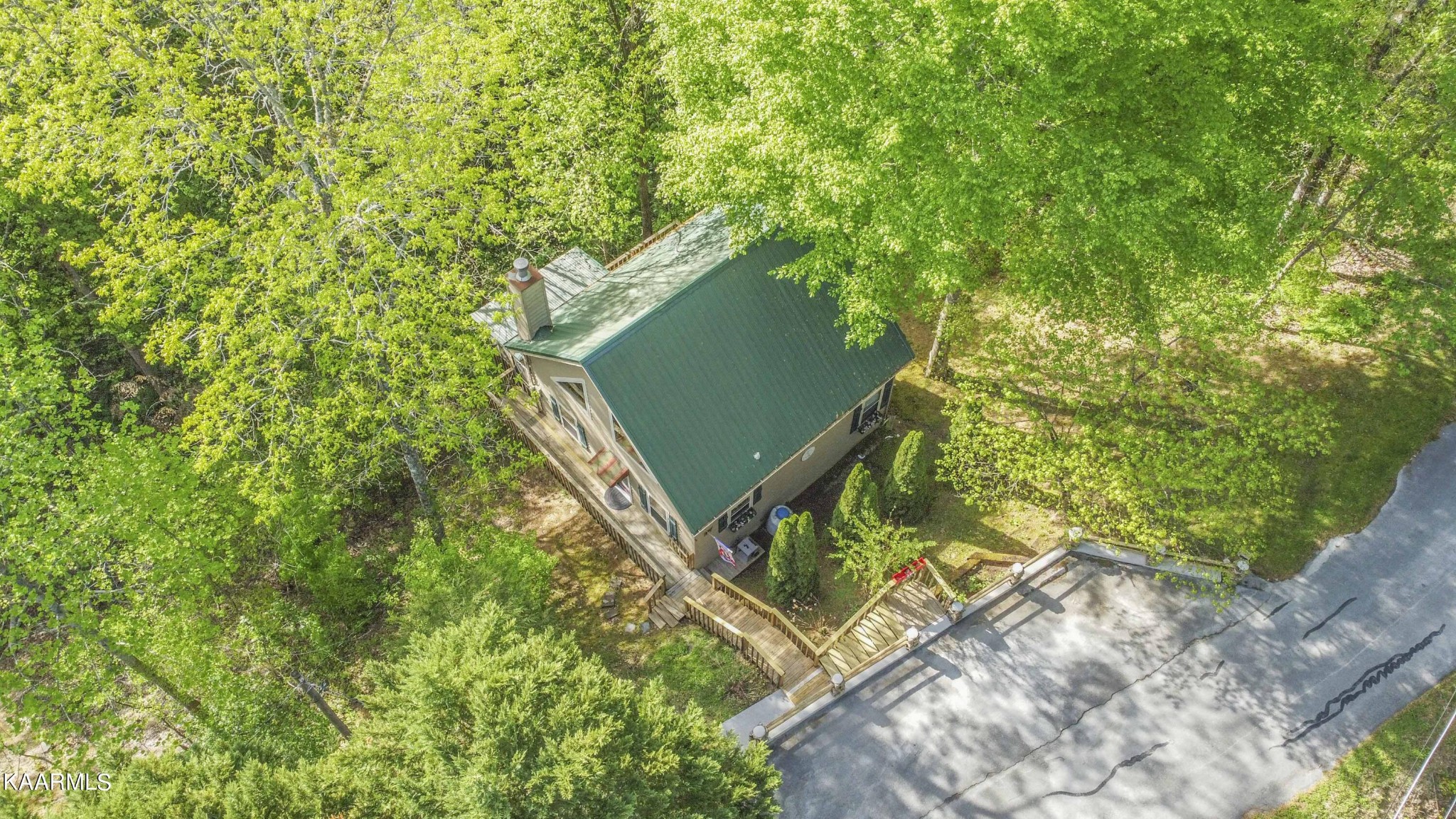 106 Club View Road Townsend, TN 37882 - Photo 44 of 55 view of a garden