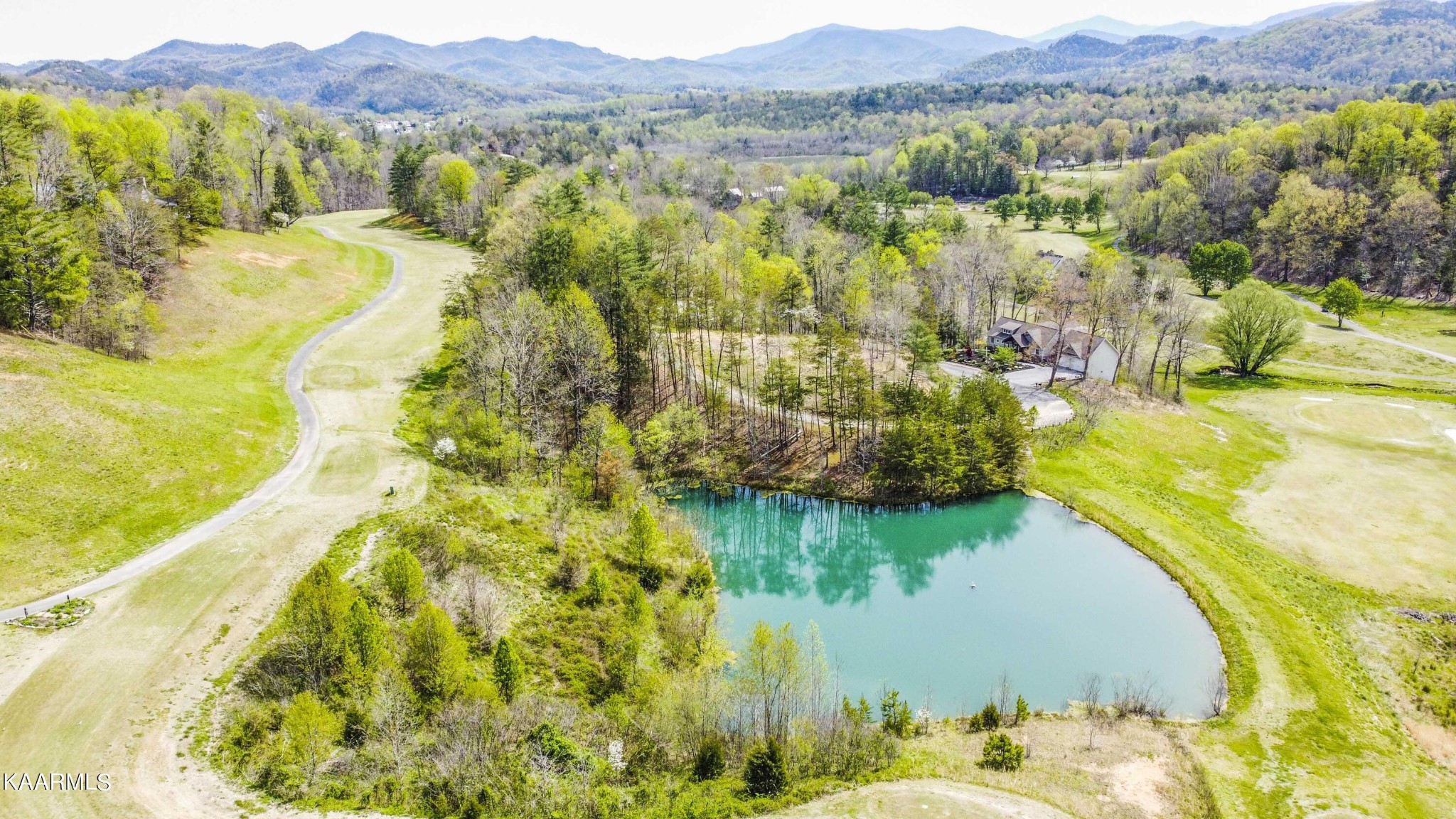 106 Club View Road Townsend, TN 37882 - Photo 49 of 55 a view of lake and mountain
