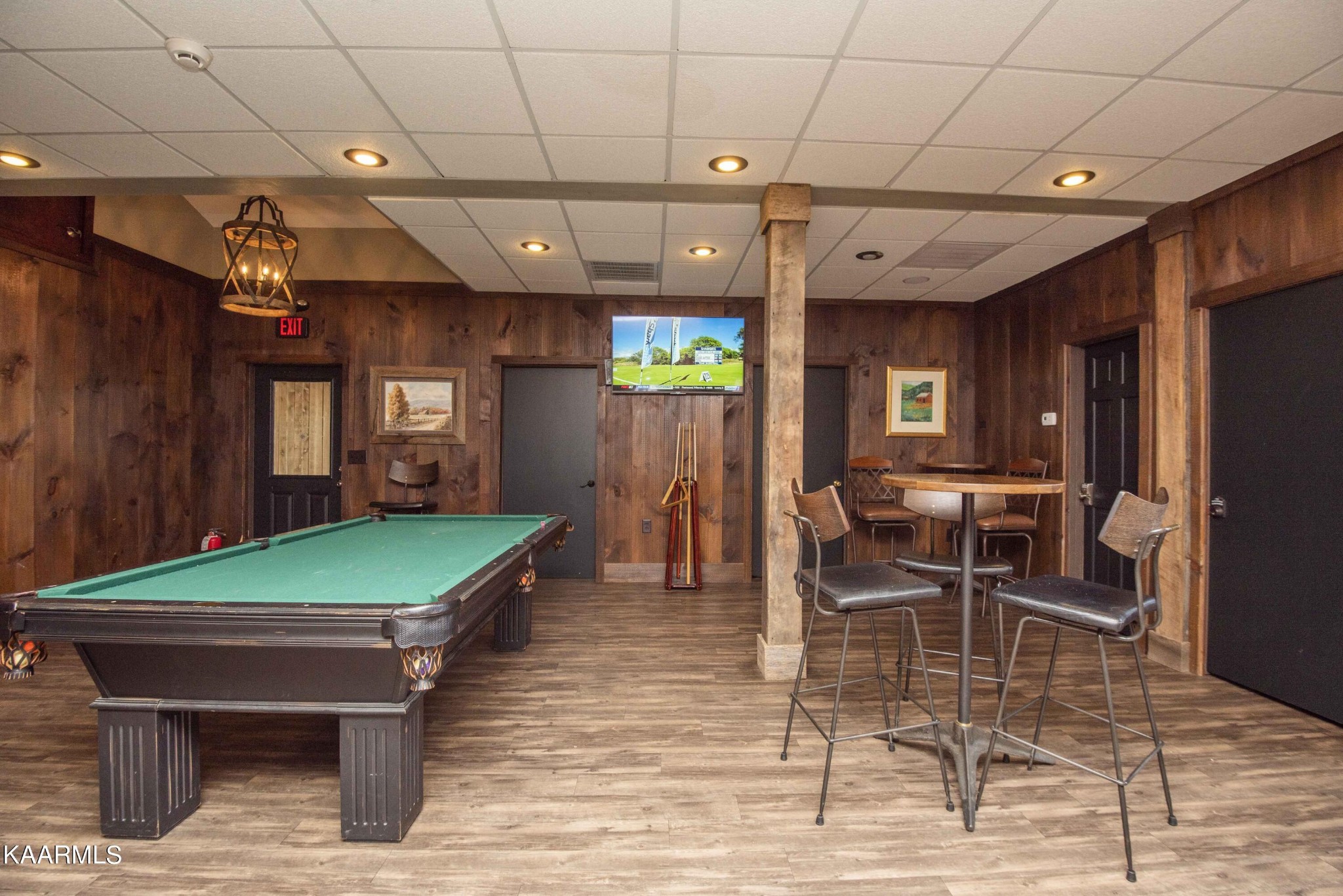 106 Club View Road Townsend, TN 37882 - Photo 55 of 55 a room with furniture and a pool table