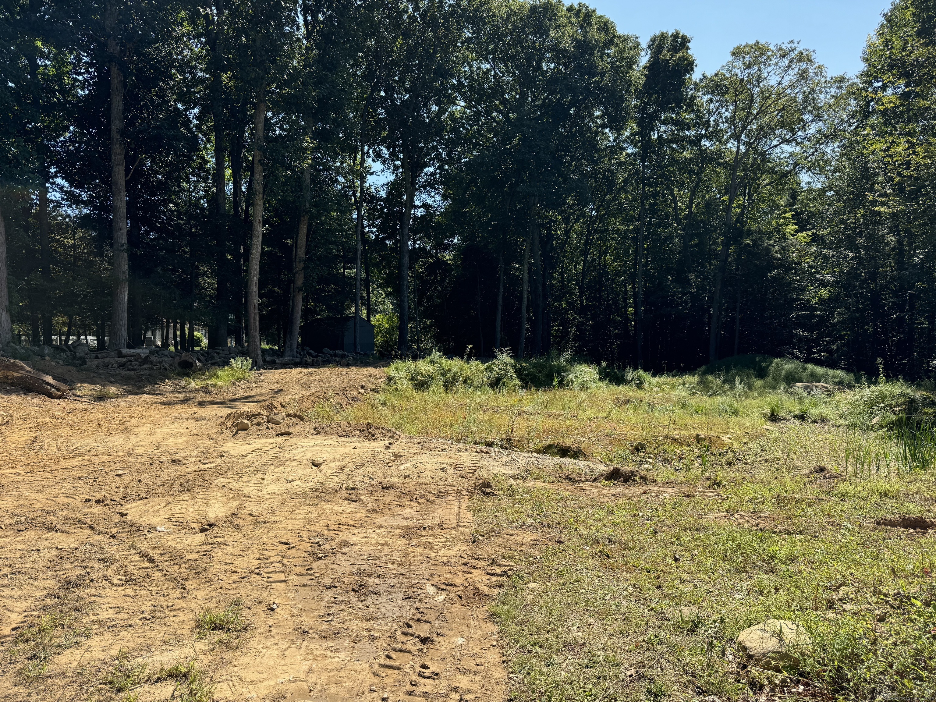 48 A Ironworks Road Clinton, CT 06413 - Photo 7 of 12 .