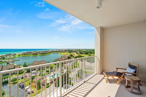 $399,000 | 122 Seascape Drive, Unit 1106, Miramar Beach, FL 32550