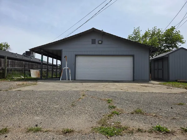$399,000 | 5010 Powerline Road, Unit D, Olivehurst, CA 95961