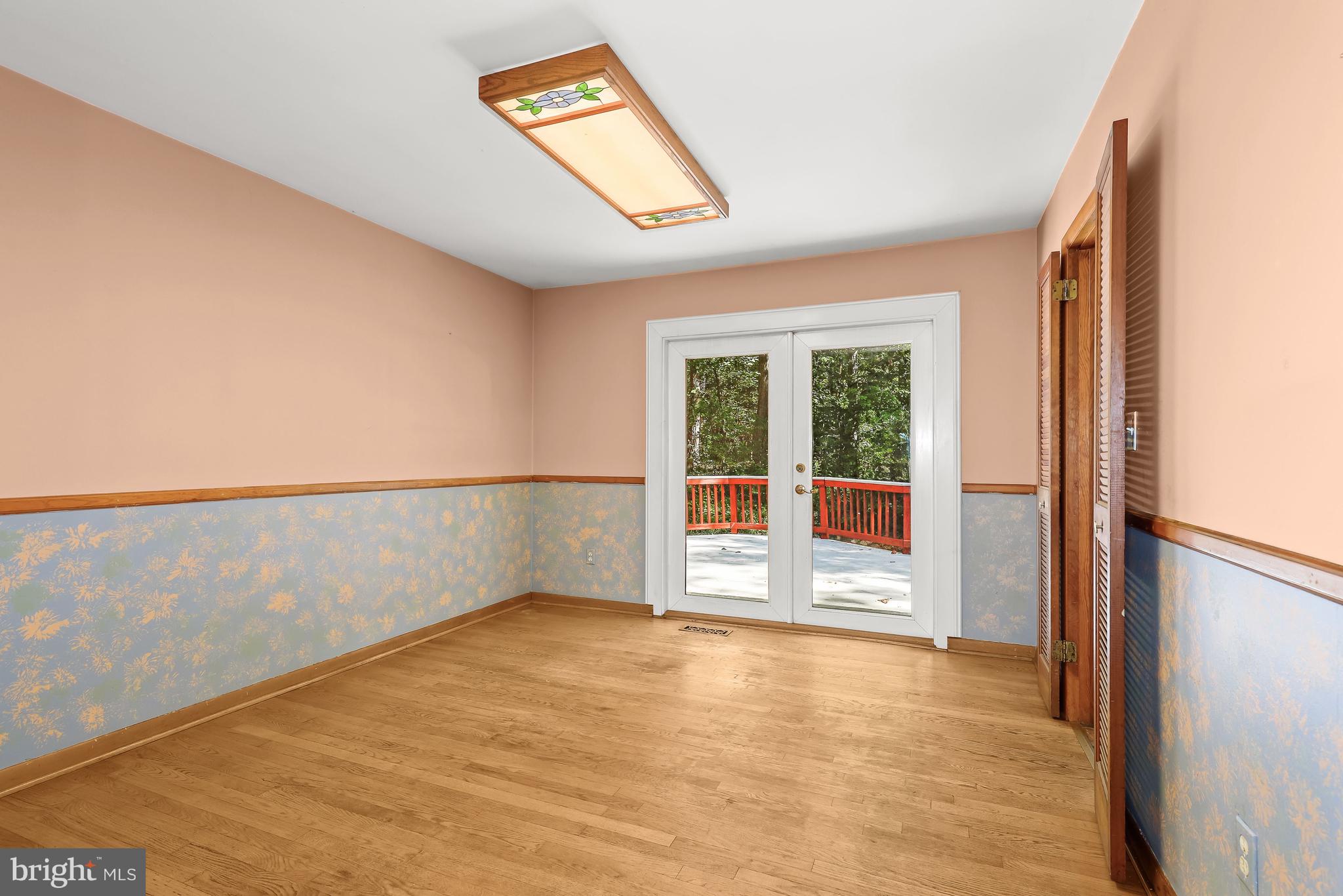 4000 Roop Road New Windsor, MD 21776 - Photo 12 of 49 Dining Room | Hardwood Floors