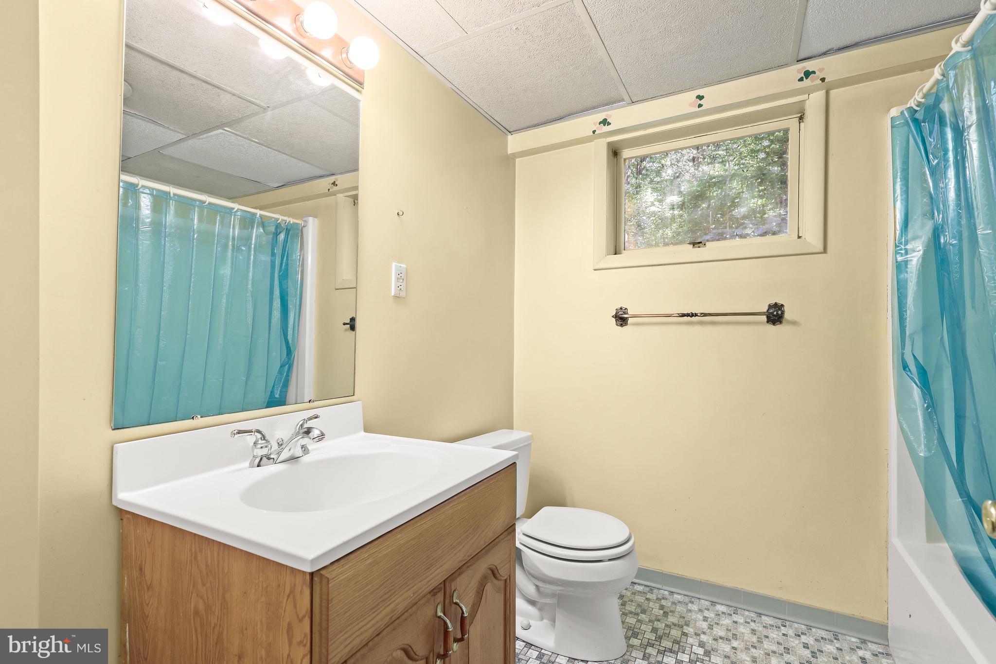 4000 Roop Road New Windsor, MD 21776 - Photo 31 of 49 Full Bath