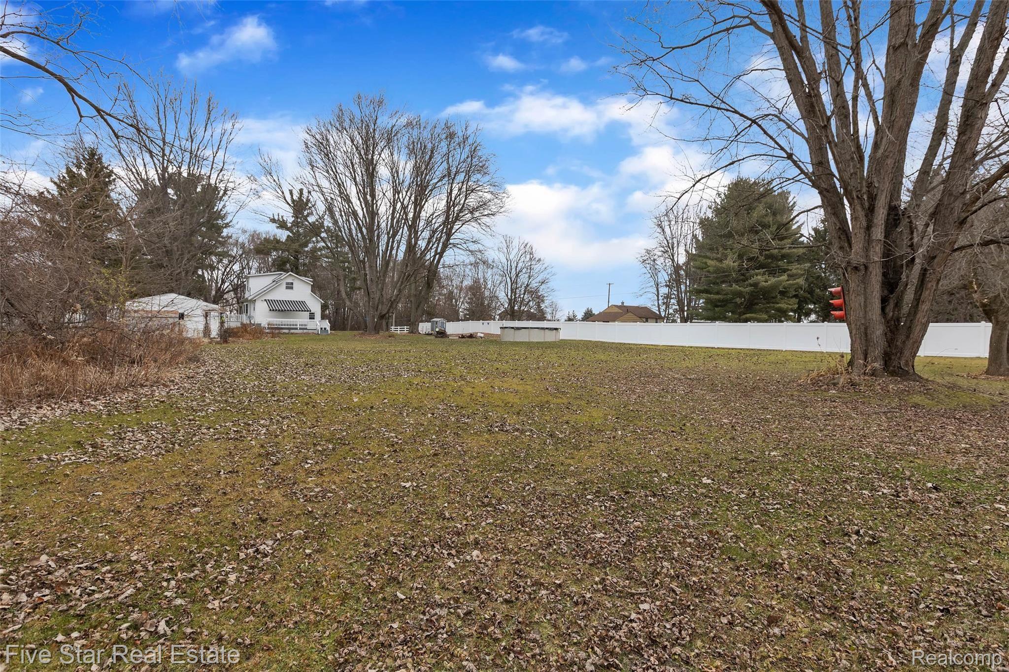 5804 Baker Road Bridgeport, MI 48722 - Photo 39 of 42 number 40.jpg