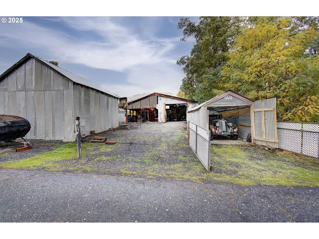 a house view with a backyard space