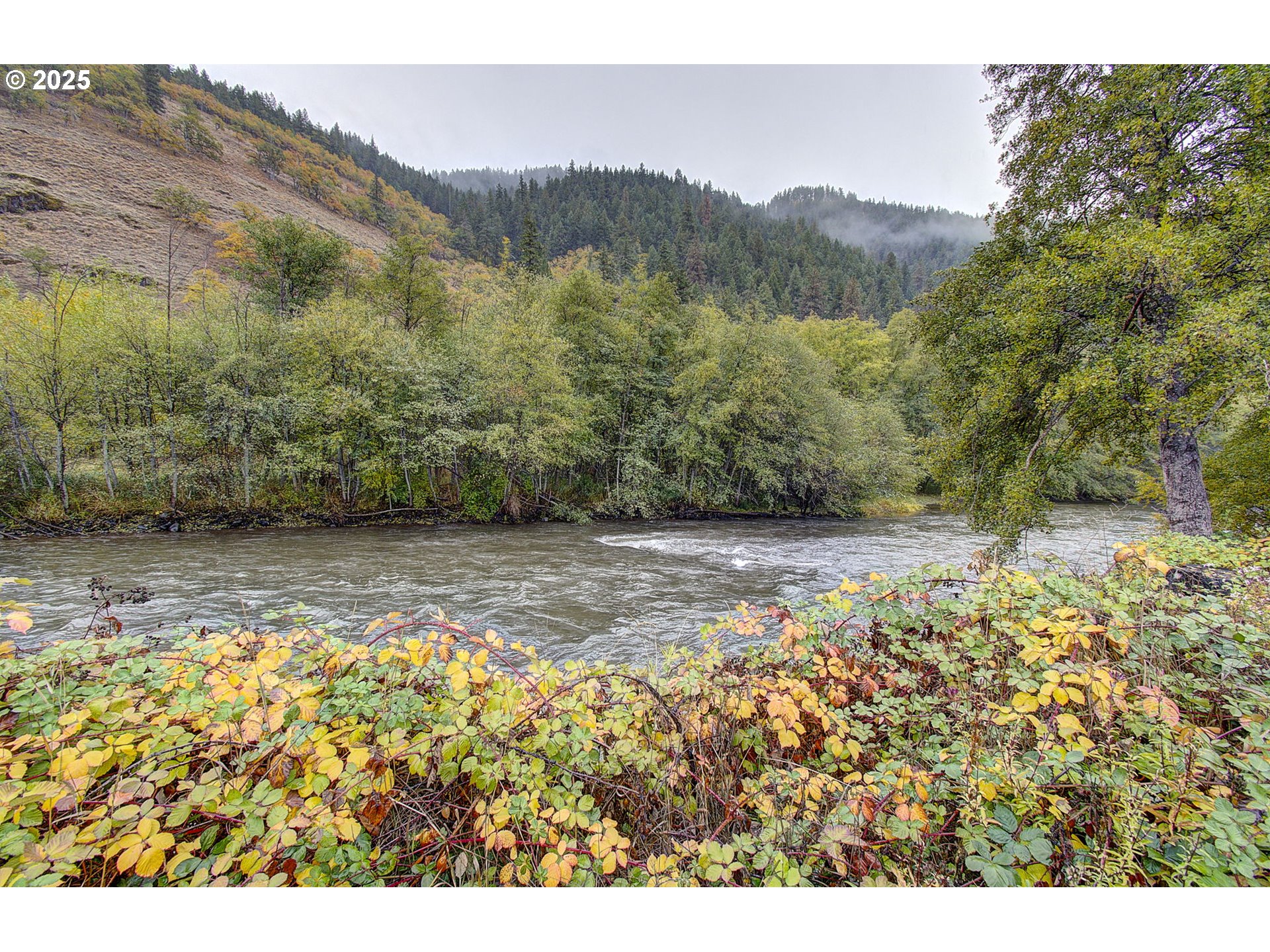 409 Main Street Klickitat, WA 98628 - Photo 30 of 35 a view of lake and mountain
