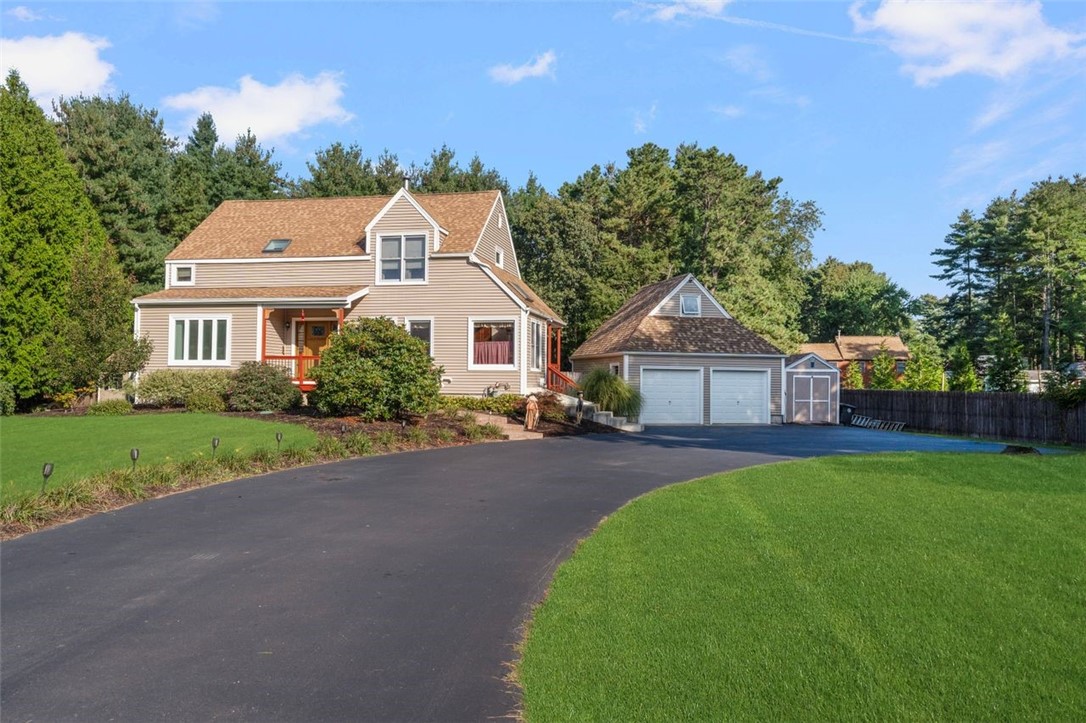 8 Circlewood Drive Coventry, RI 02816 - Photo 3 of 50