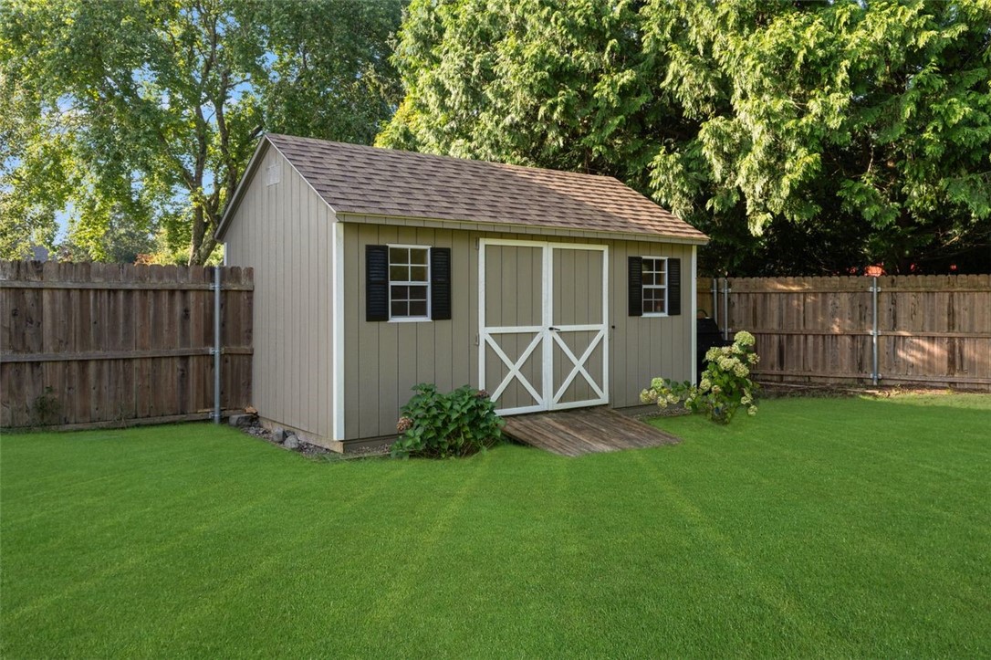 8 Circlewood Drive Coventry, RI 02816 - Photo 43 of 50