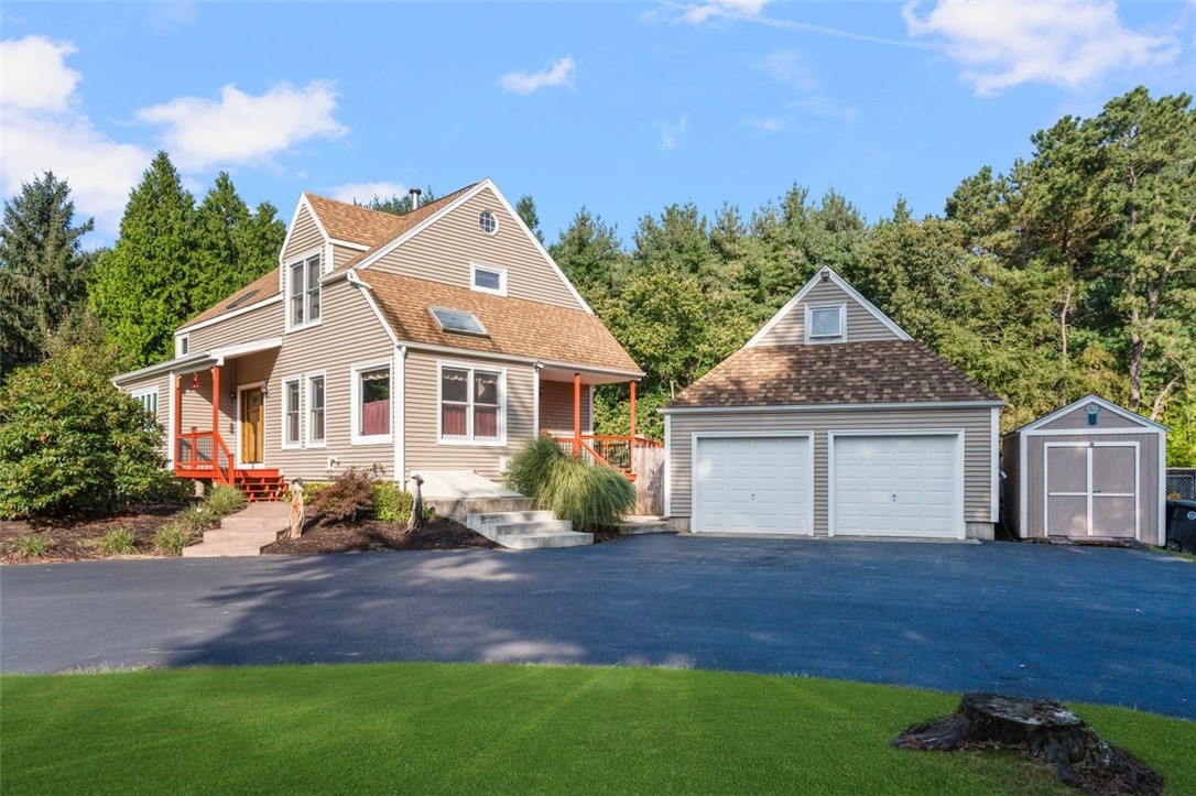 8 Circlewood Drive Coventry, RI 02816 - Photo 6 of 50