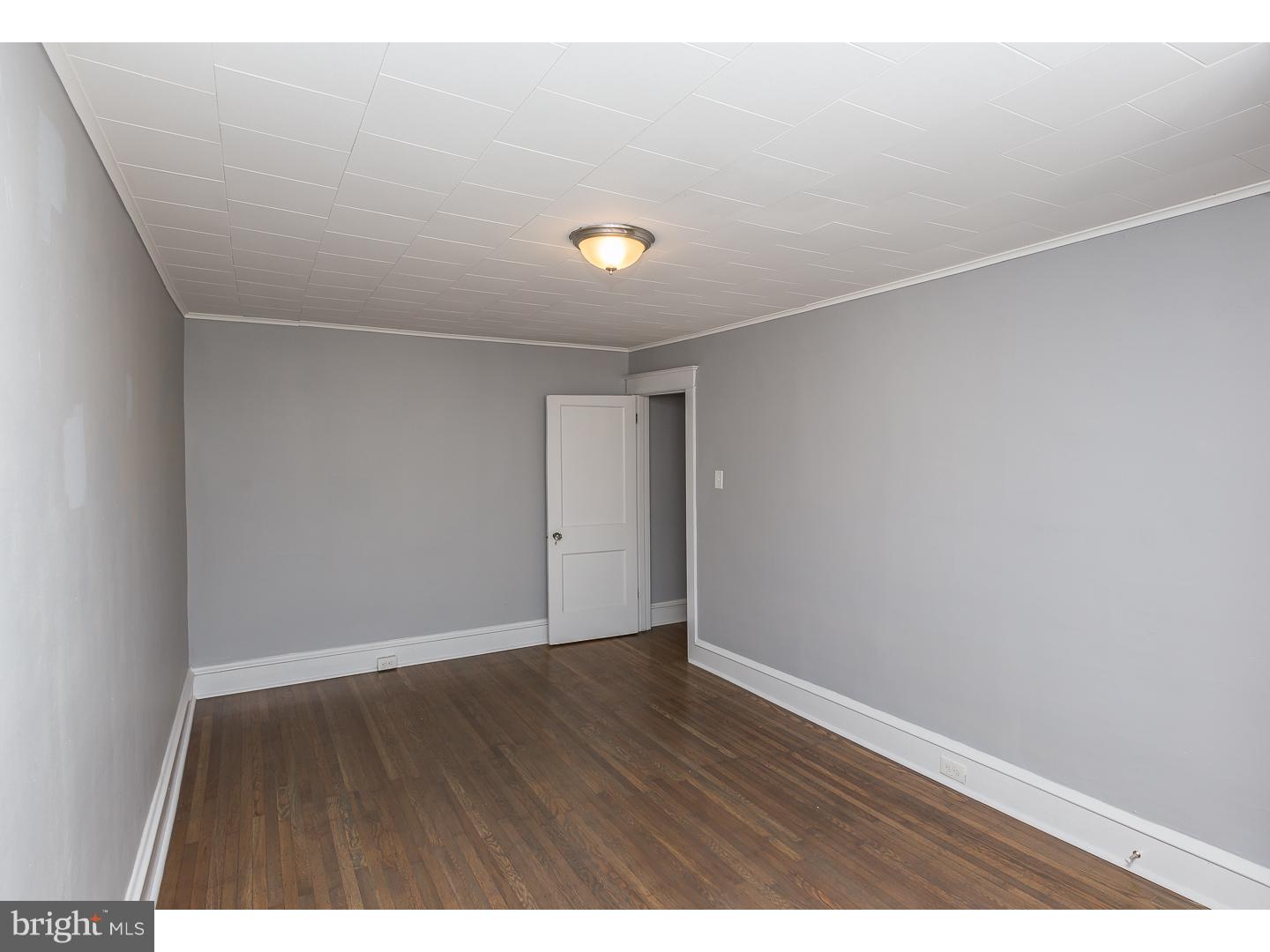 141 Barrington Road Upper Darby, PA 19082 - Photo 18 of 23