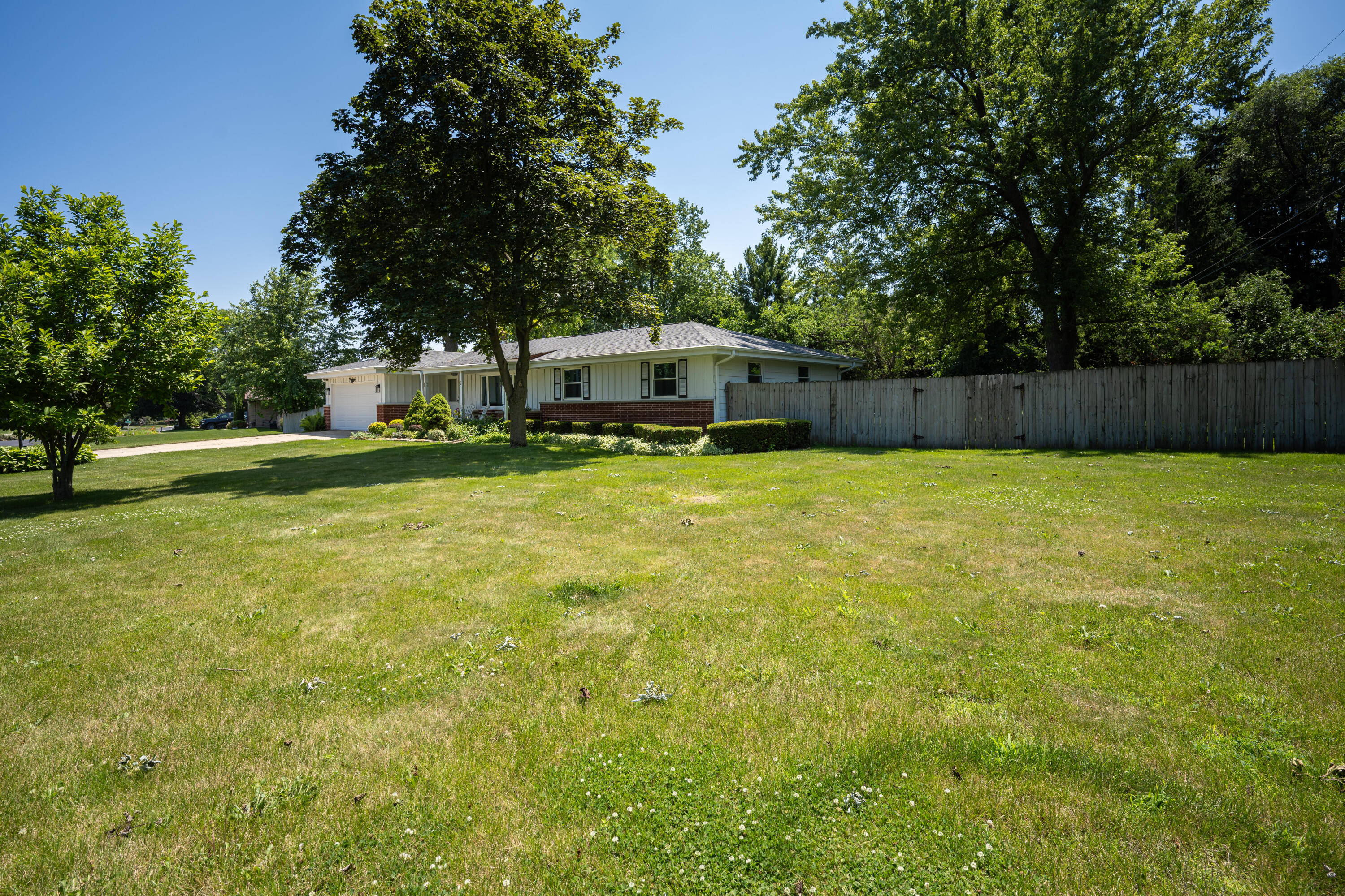 513 14th Avenue Union Grove, WI 53182 - Photo 31 of 37 14th Ave-32