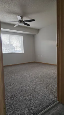 $184,900 | 1321 Lake Drive West, Unit 111, Chanhassen, MN 55317