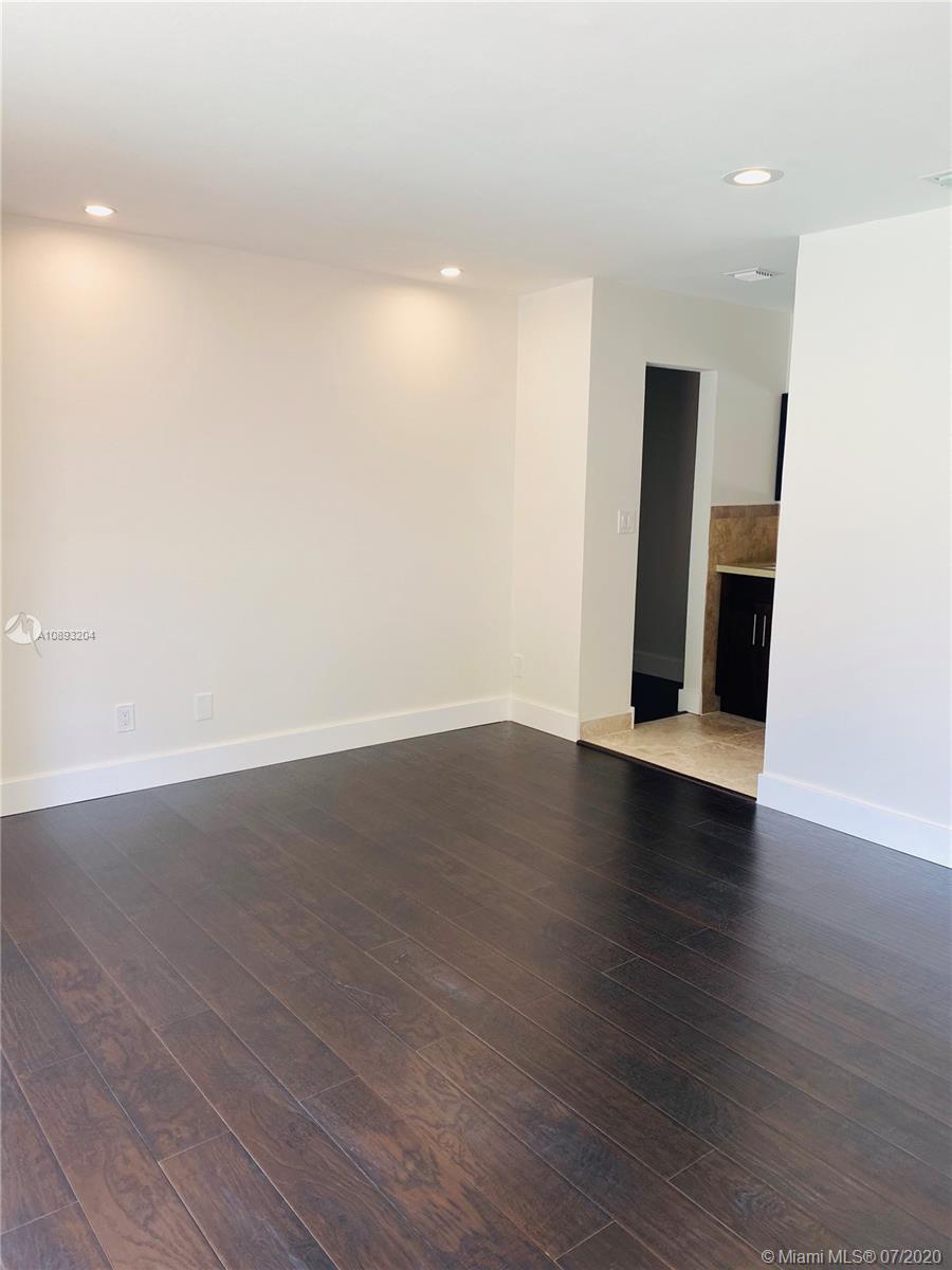 129 Laurel Road Hollywood, FL 33021 - Photo 12 of 16 Gallery Image 12