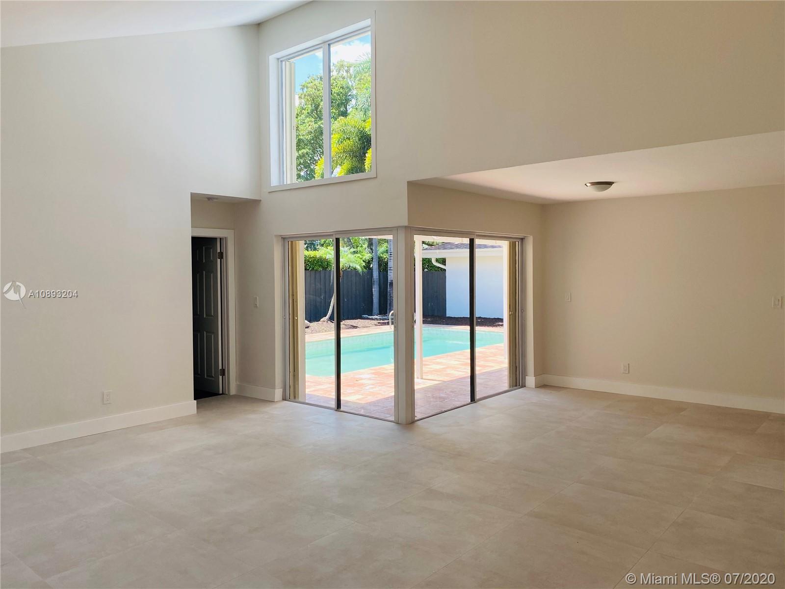 129 Laurel Road Hollywood, FL 33021 - Photo 3 of 16 Gallery Image 3