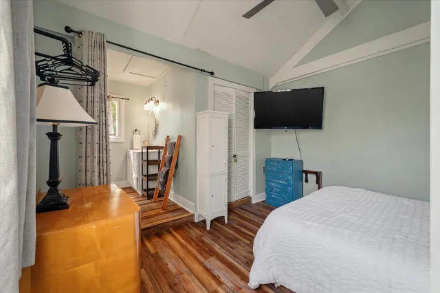 $1,565,000 | 622 East Cooper Avenue, Folly Beach, SC 29439