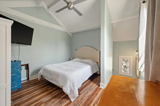 $1,565,000 | 622 East Cooper Avenue, Folly Beach, SC 29439