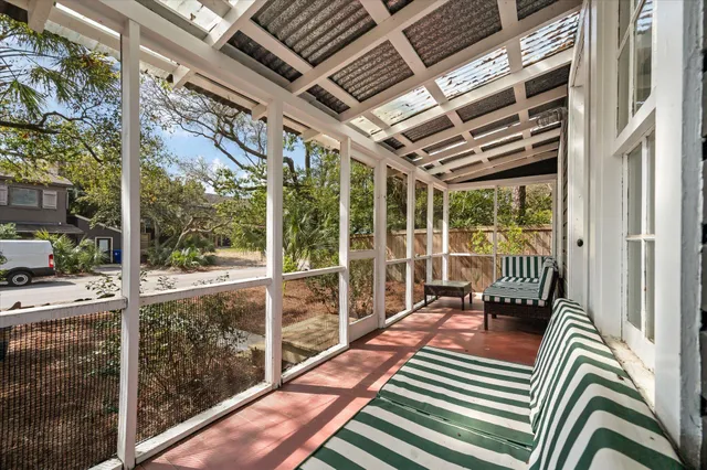 $1,565,000 | 622 East Cooper Avenue, Folly Beach, SC 29439