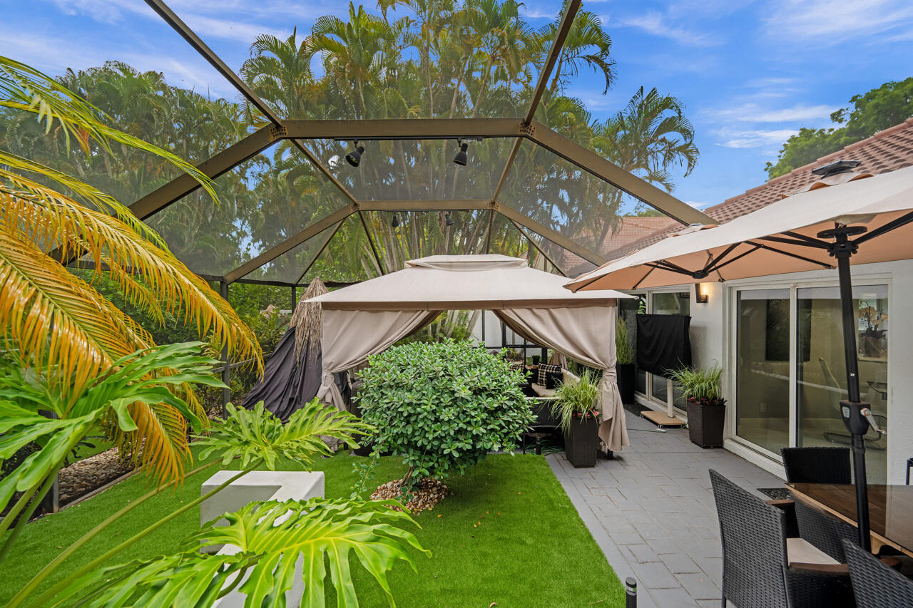 2081 Northwest 52nd Street Boca Raton, FL 33496 - Photo 27 of 49 Screened-Patio