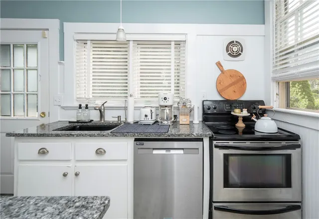 $1,800,000 | 1 Pell Street, Newport, RI 02840