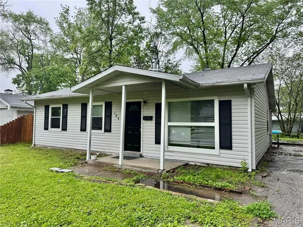 $1,350 | 124 St James Lane, Cahokia, IL 62206
