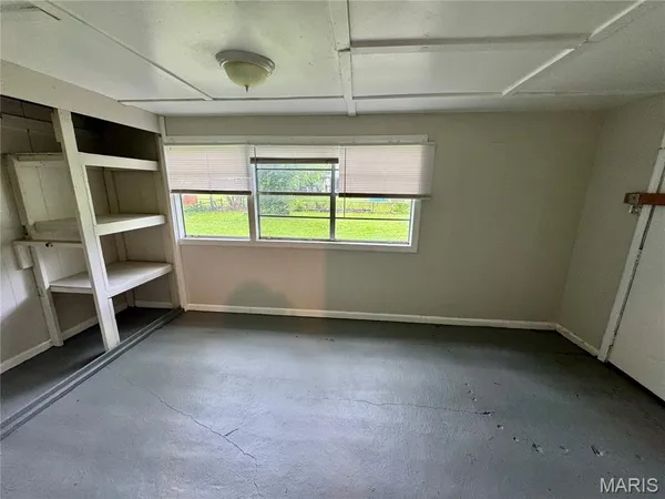 $1,350 | 124 St James Lane, Cahokia, IL 62206