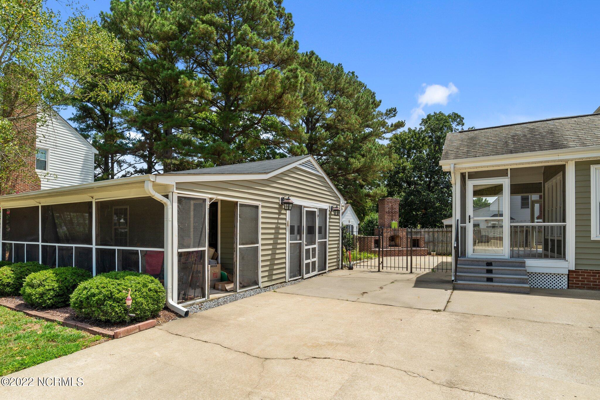 1214 Buxton Road Northwest Wilson, NC 27896 - Photo 21 of 52 22-web-or-mls-COX_8783