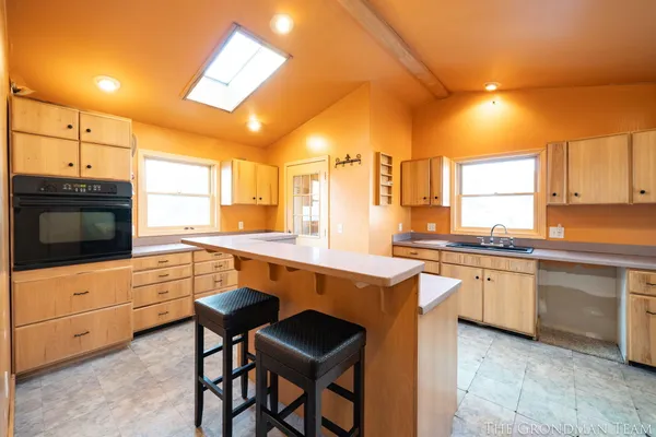 $245,000 | 625 West Clinton Street, Hastings, MI 49058