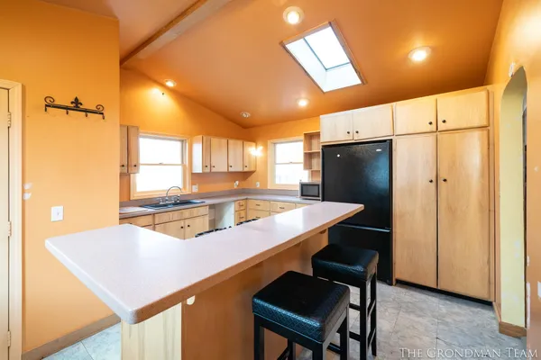 $245,000 | 625 West Clinton Street, Hastings, MI 49058