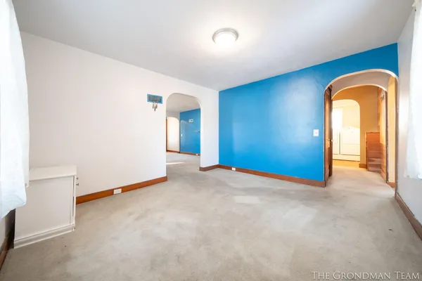 $245,000 | 625 West Clinton Street, Hastings, MI 49058