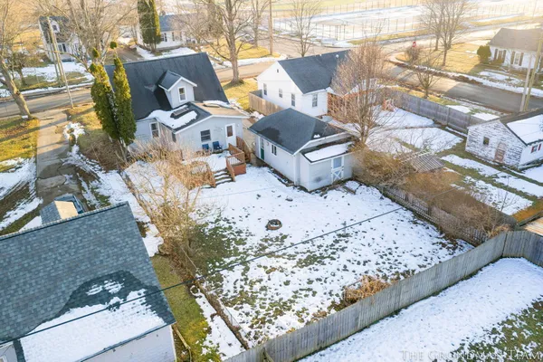 $245,000 | 625 West Clinton Street, Hastings, MI 49058